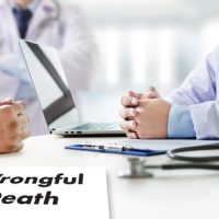 Wrongful20Death20talk20with20doctor20and20concerned20party.jpg